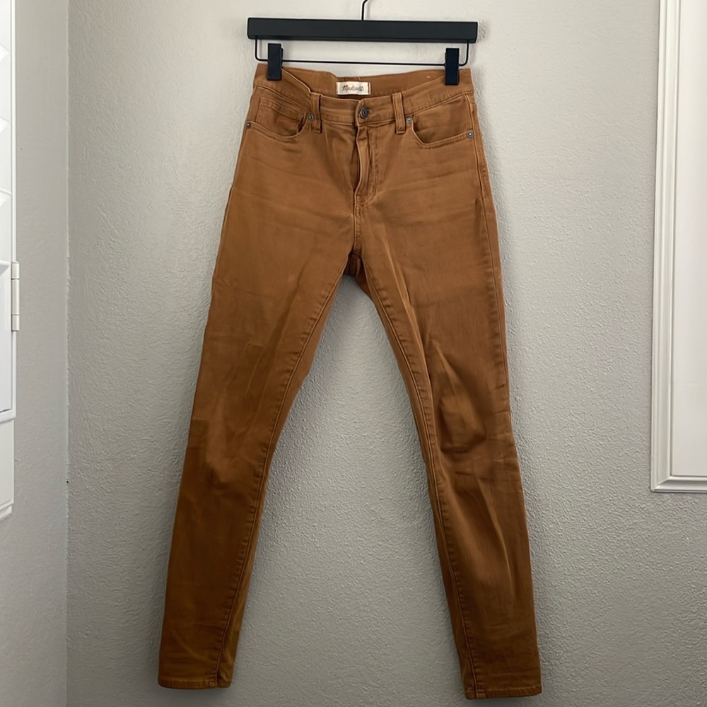 Women's Slim High-Rise Pants in Camel Brown